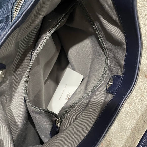 SOLD Coach Soho purse Navy Blue - Picture 6 of 8